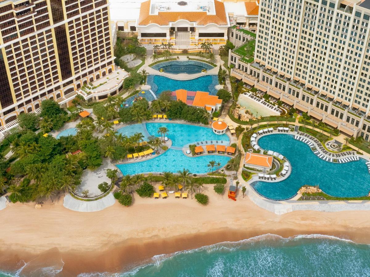 Holiday Inn Resort Ho Tram Beach By Ihg Eksteriør billede